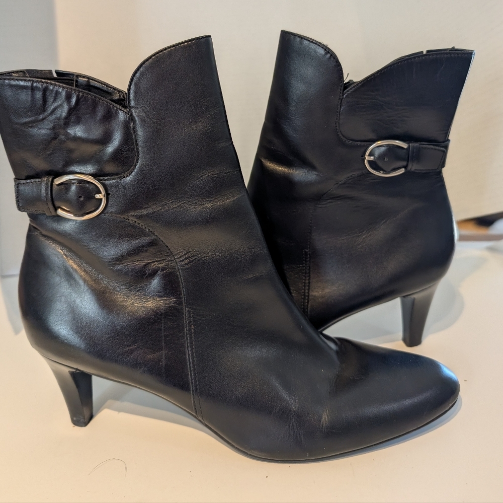 Talbots Leather Black Short Boots With‎ 3 Inch Heel Sz. 9 1/2 B